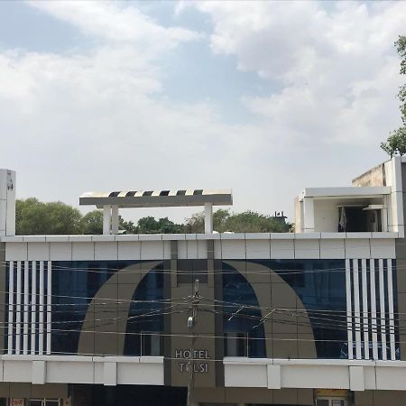 Hotel Tulsi Bānda Exteriér fotografie